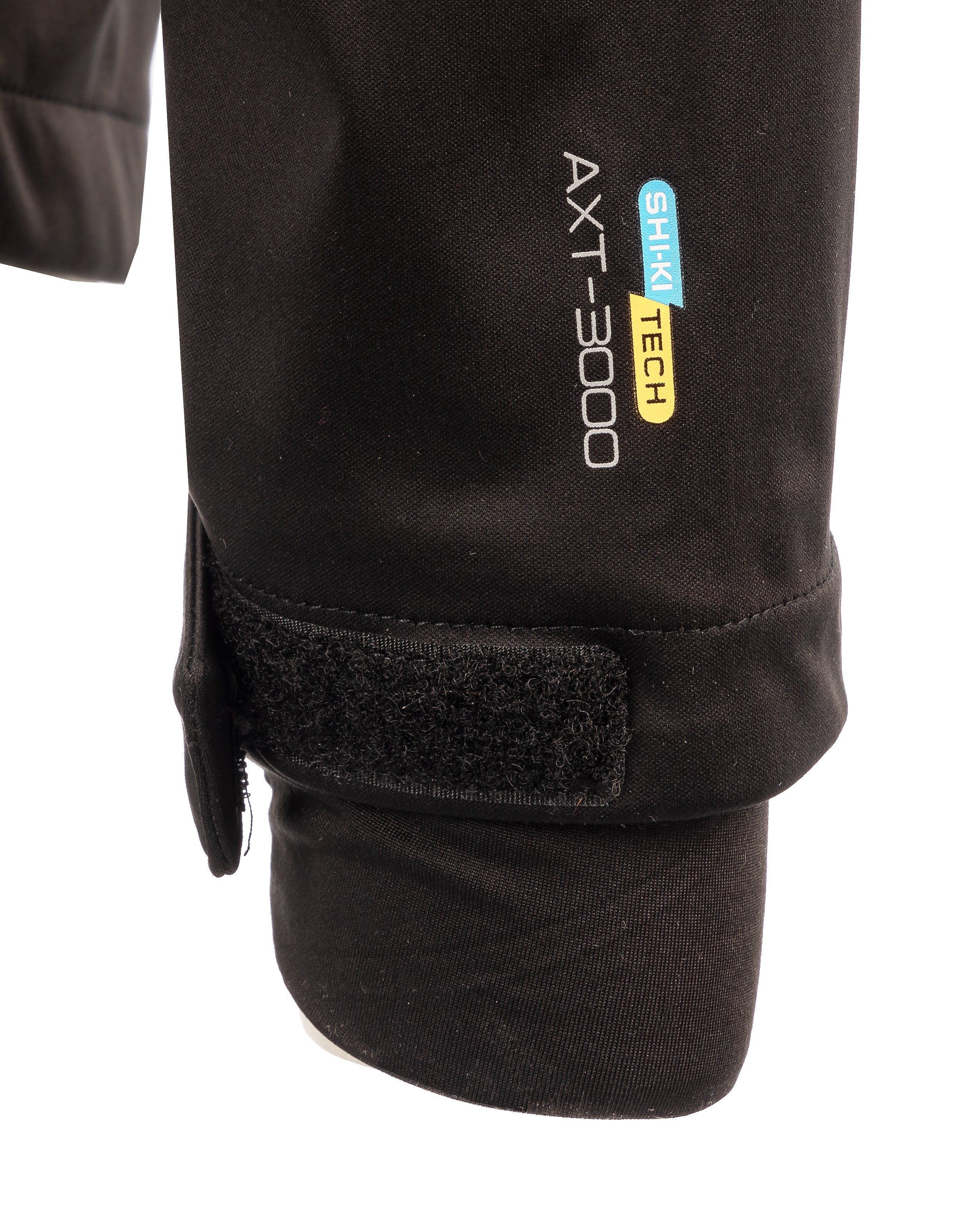 Arrak Akka Softshell Jacket Black Arm with multiple pockets, water repellent for dog walking