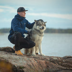 Arrak Men's Akka Softshell Jacket Navy Dog Model with multiple pockets, water repellent for dog walking