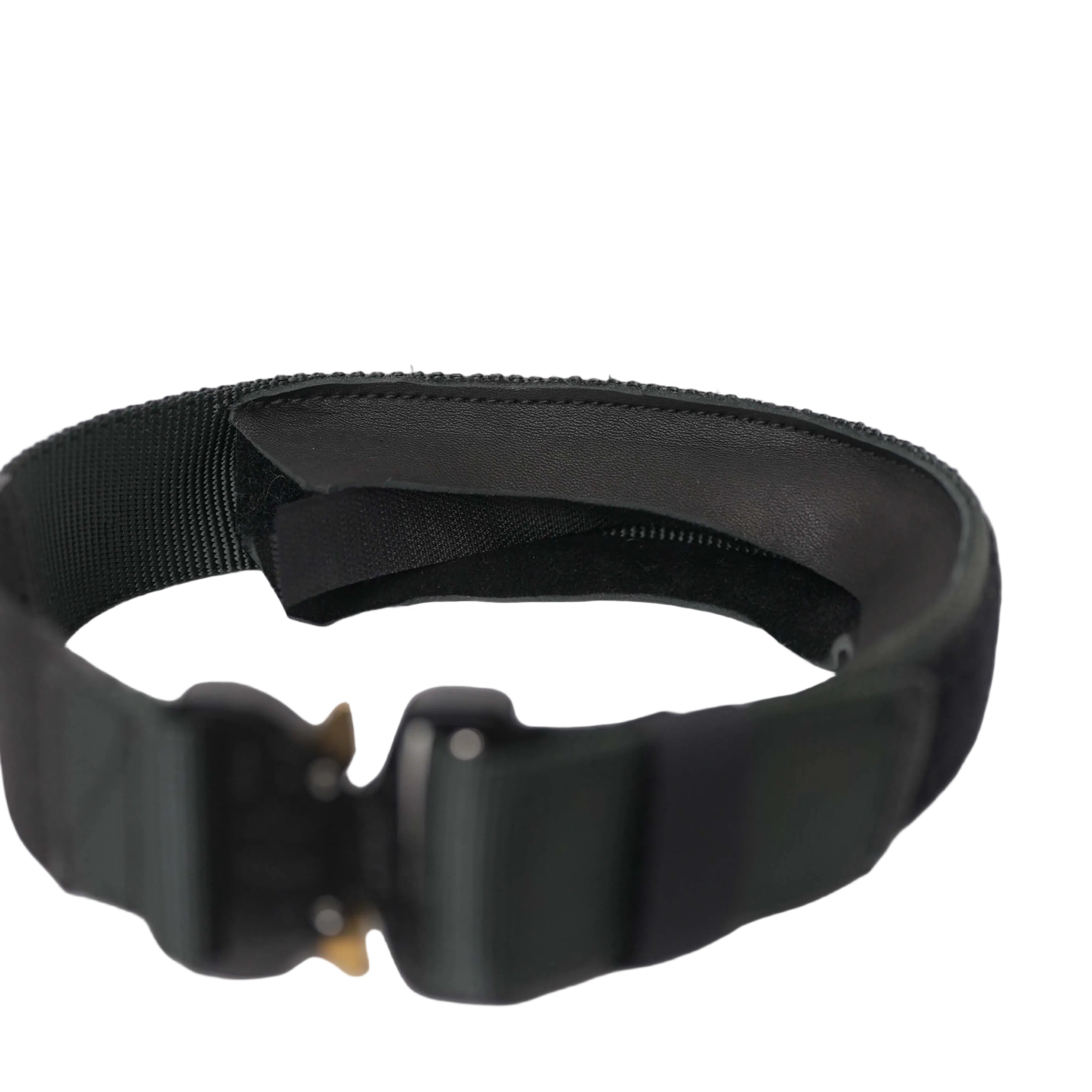 Schweikert E-collar / Pinch Prong Collar Cover Black Without Handle top closeup insert