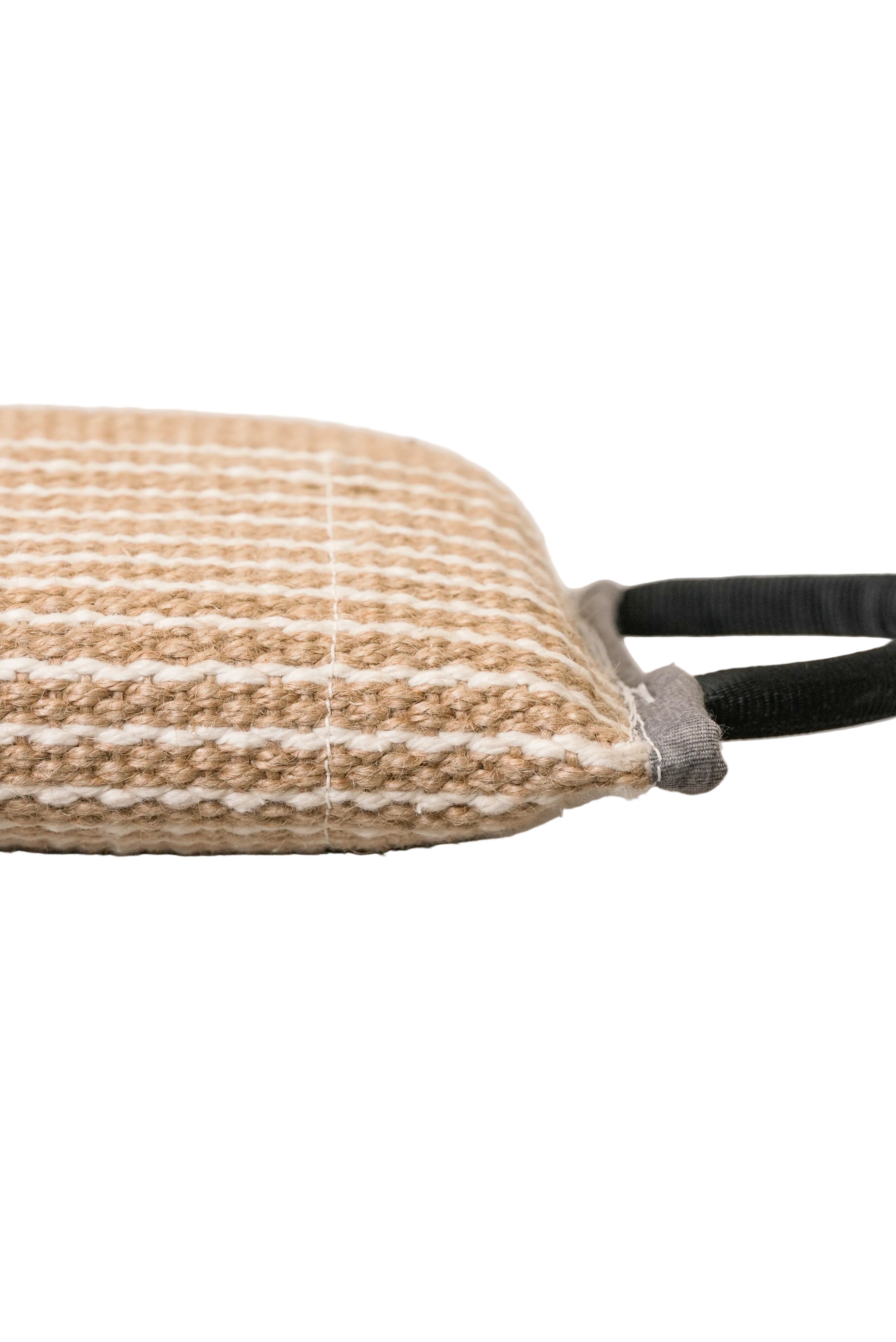 Schweikert Jute Bite Pad with 3 Handles bottom