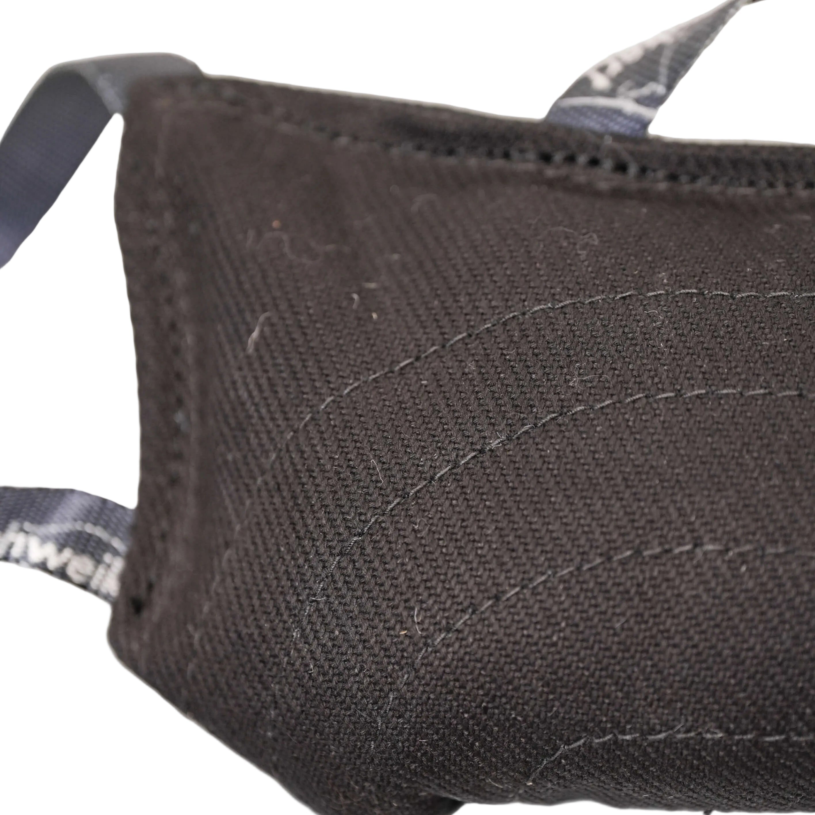 Schweikert Small Bite Pad with 3 Handles Black stitching